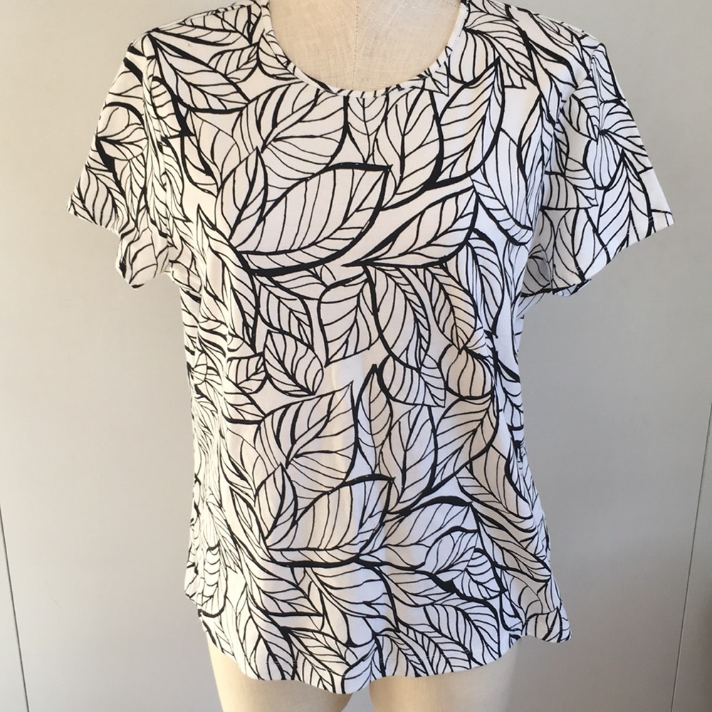 NEW—— Croft & Barrow Top